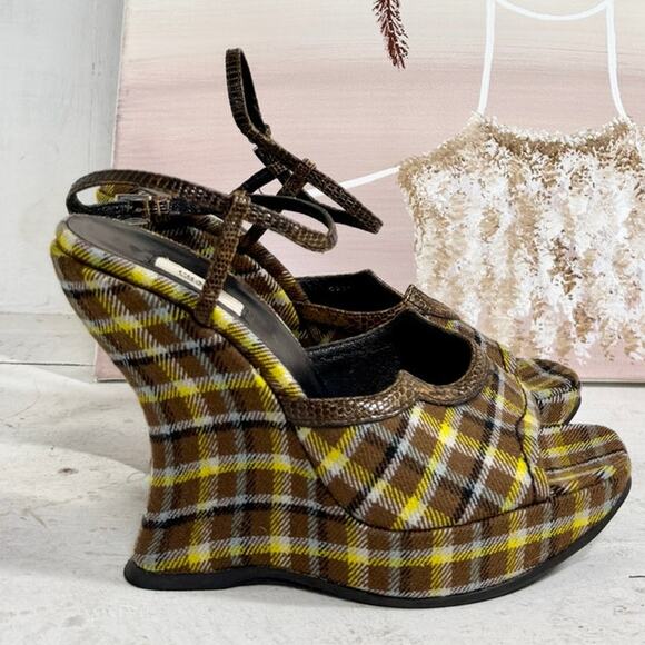 Prada Plaid Ankle Strap Wedge Sandals With Lizard Trim Yellow/Tan Women's 37/6.5 - Picture 5 of 8